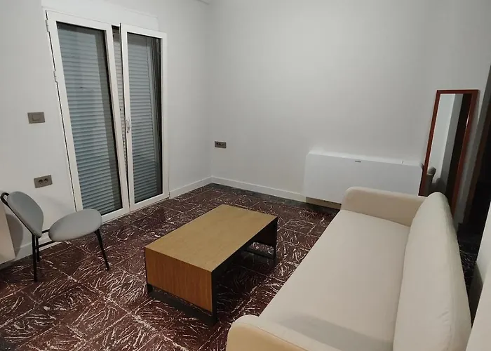 アパート Near & Old Port ハニア