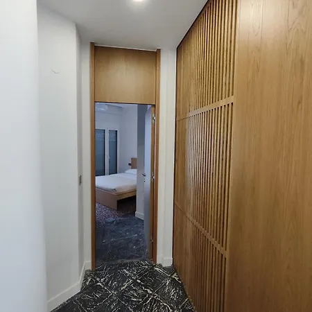 Apartment Near & Old Port