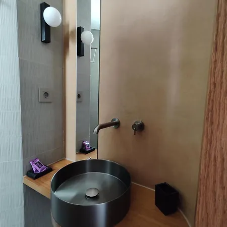 Apartment Near & Old Port